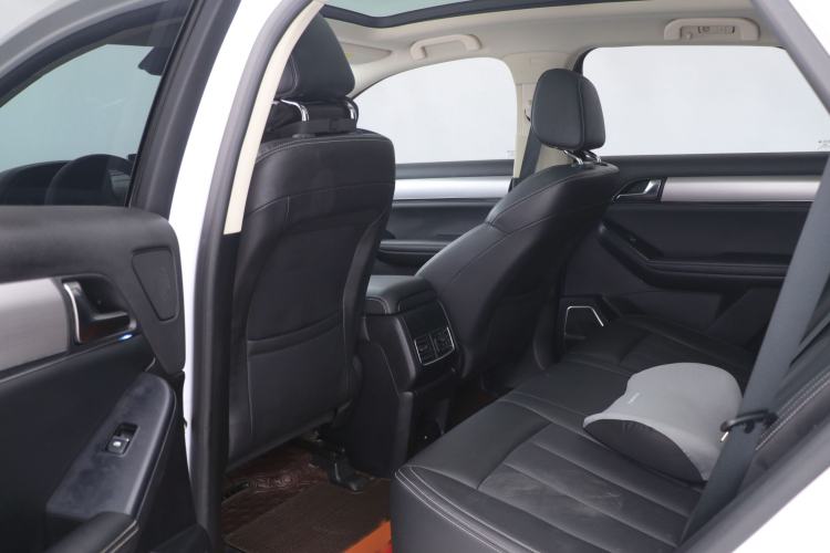 Used BYD Tang 2019 2.0T Automatic SmartConnect Prestige 5-Seater China VI Standard
