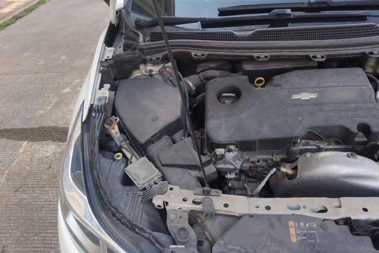 Used Chevrolet Cruze 2017 1.5L Automatic Pioneer Sunroof Edition
