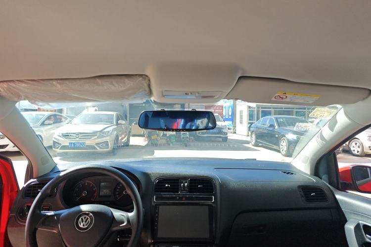 Used Volkswagen Polo 2016 1.4L Automatic Trendy Model
