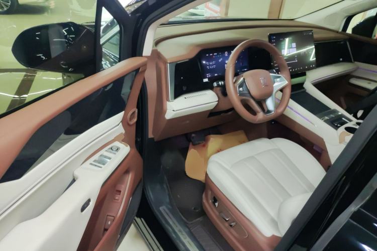 Used BYD Xia 2025 DM-i 1.5T 180km Excellence Model
