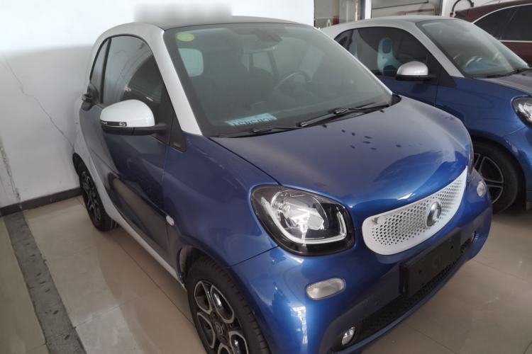 Used  fortwo 2017 1.0L 52kW New Sound Special Edition China V Emission Standard
