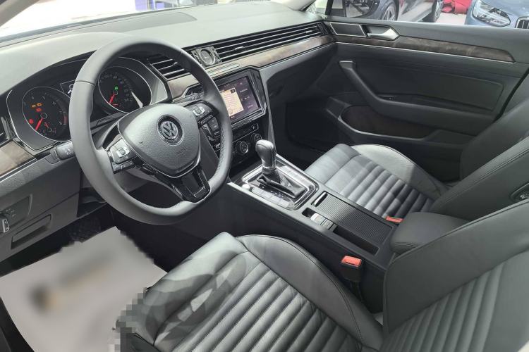 Used Volkswagen Magotan 2019 330TSI DSG Luxury Version China VI Standard
