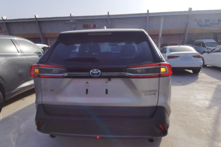 Used Toyota Wildlander 2022 Facelifted Dual-Motor 2.5L E-CVT Two-Wheel Drive Leading Edition
