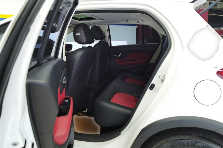 Used Haval H1 2016 Revised Version Blue Badge 1.5L AMT Luxury Edition
