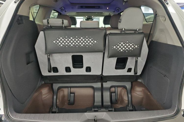 Used Toyota Granvia 2023 2.5L Hybrid Prestige PLUS Edition