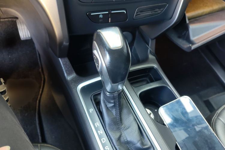 Used Ford Kuga 2019 EcoBoost 180 Two-Wheel-Drive Platinum Edition China VI Standard