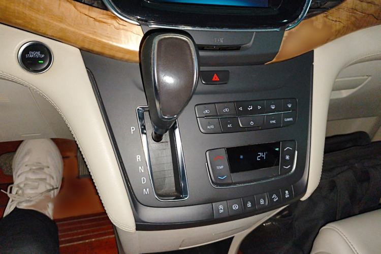 Used Buick GL8 2018 ES 28T Comfort Model China VI Standard