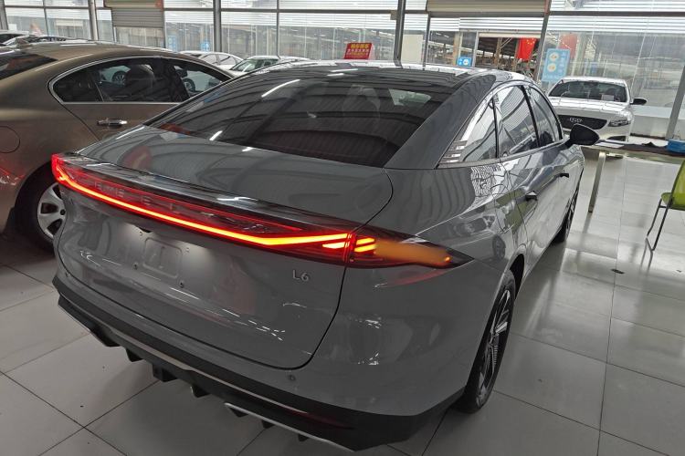 Used  L6 2023 125km PLUS
