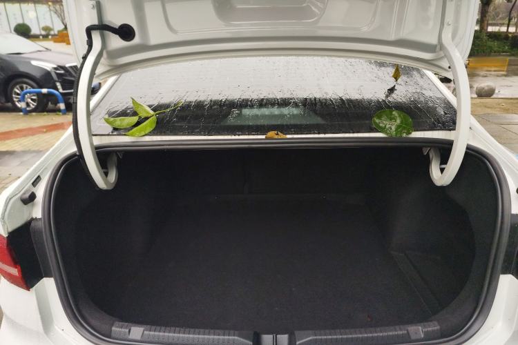 Used Volkswagen Lavida 2023 1.5L Automatic De Yi Edition