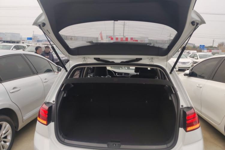 Used Volkswagen Golf 2020 280TSI DSG Comfort Version
