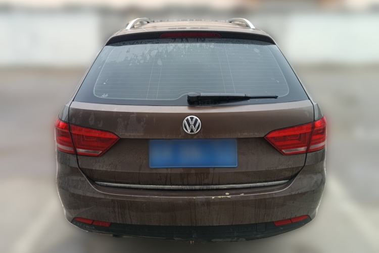 Used Volkswagen Gran Lavida 2013 1.6L Automatic Comfort Model
