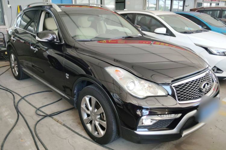 Used Infiniti QX50 2015 2.5L Comfort Edition
