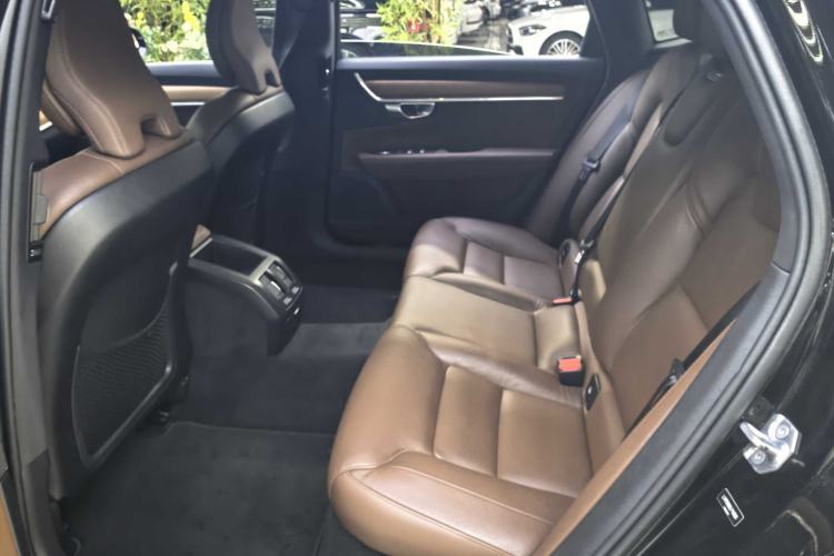 Used Volvo S90 2020 T5 Zhiyi Luxury Edition
