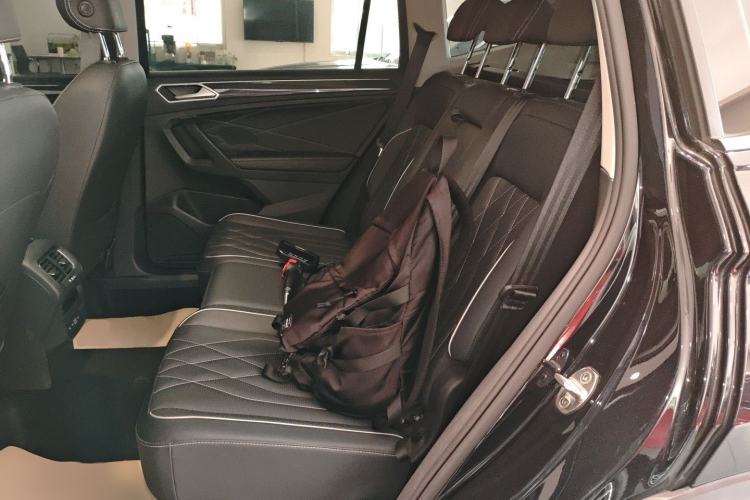 Used Volkswagen Tiguan L 2022 330TSI Automatic Two-Wheel Drive Smart Edition
