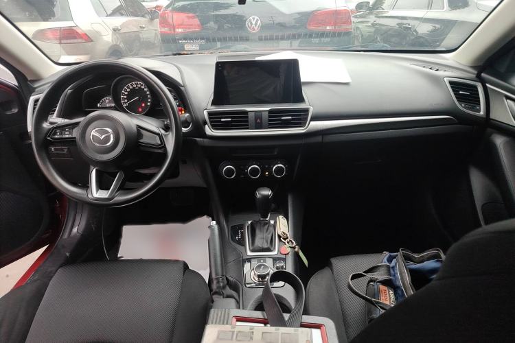 Used Mazda Mazda 3 Axela 2019 Cloud-Controlled Version Sedan 1.5L Automatic Comfort Trim China VI Standard
