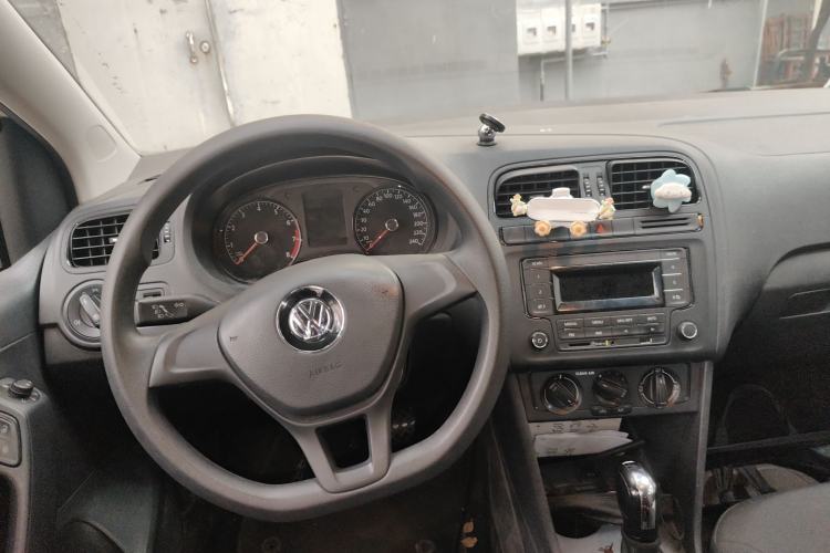 Used Volkswagen Polo 2016 1.4L Automatic Trendy Model
