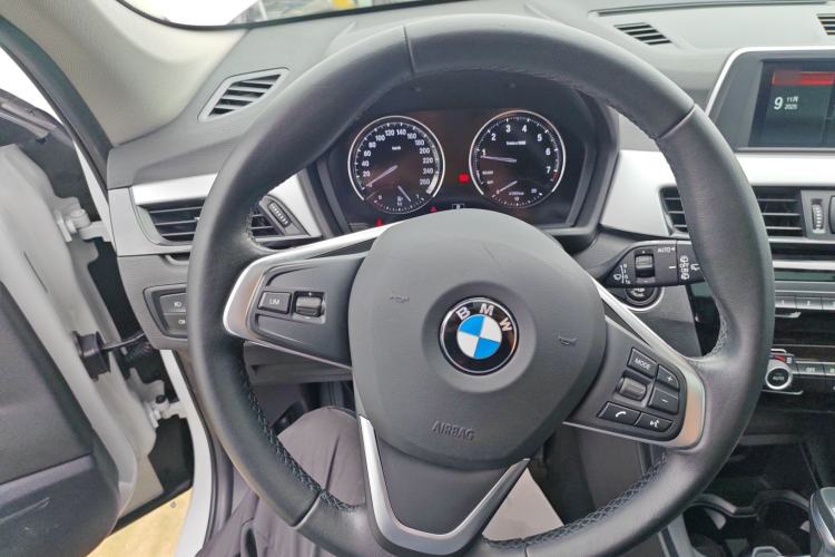 Used BMW X1 2018 sDrive20Li Leading Model
