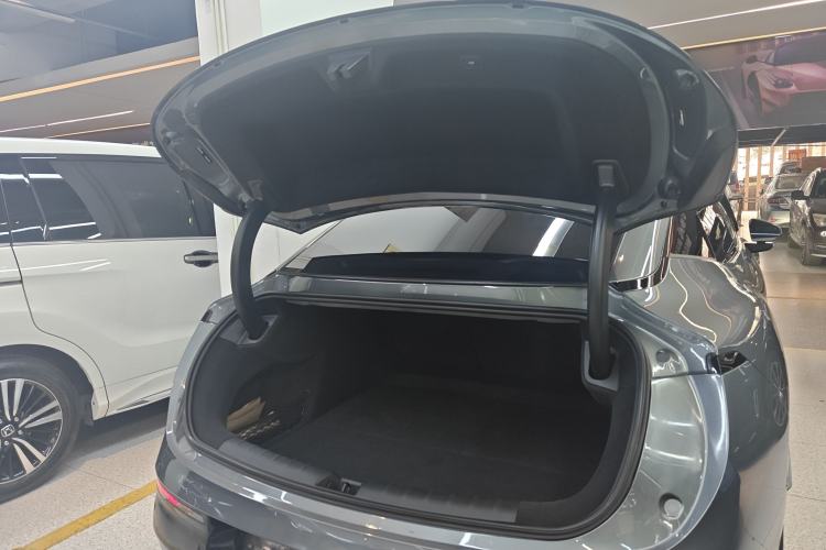 Used Zeekr 007 2024 Rear-Drive Enhanced Version 75 kWh
