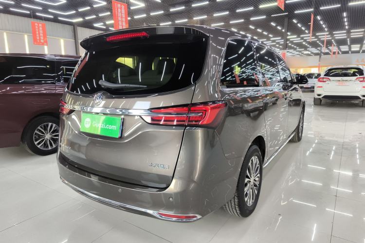 Used Buick GL8 2023 Land Executive Class 652T Luxury Model
