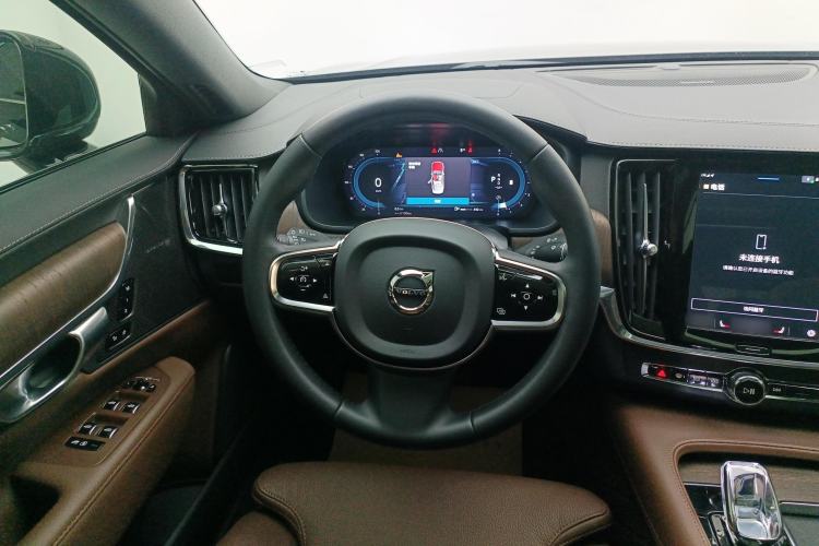 Used Volvo S90 2024 B5 Zhiyuan Luxury Edition
