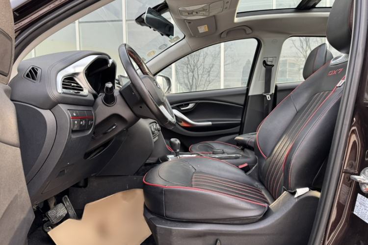 Used Soueast DX7 2018 1.5T Automatic Luxury Model
