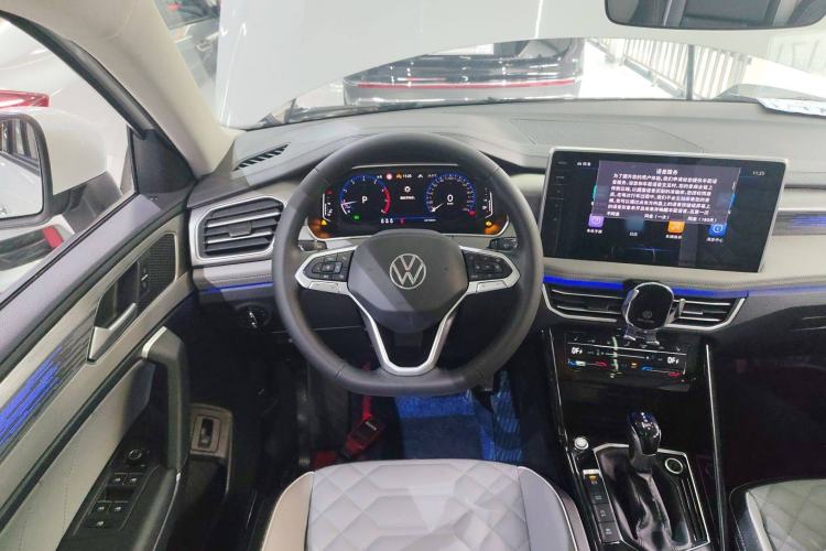 Used Volkswagen Tayron 2023 330TSI Two-Wheel-Drive R-Line High-Energy Version
