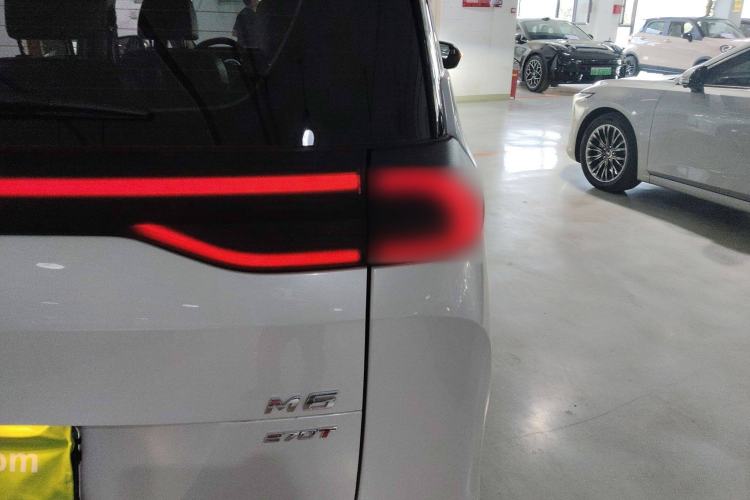 Used GAC Trumpchi M6 2021 PRO 270T DCT Luxury Edition
