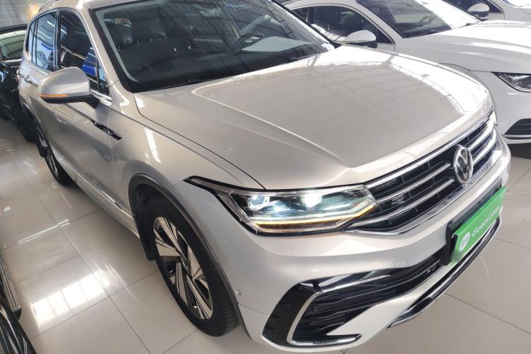 Used Volkswagen Tiguan L 2023 Restyled 330TSI Automatic Two-Wheel Drive R-Line Enhanced Comfort Version
