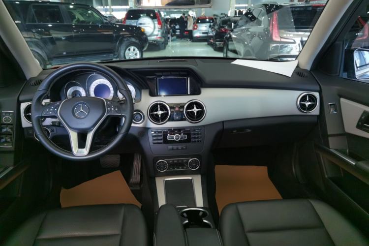 Used Mercedes-Benz GLK-Class 2014 GLK 260 4MATIC Dynamic Model
