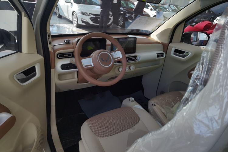 Used Wuling Hongguang MINIEV 2024 3rd Generation 215km Youth Edition