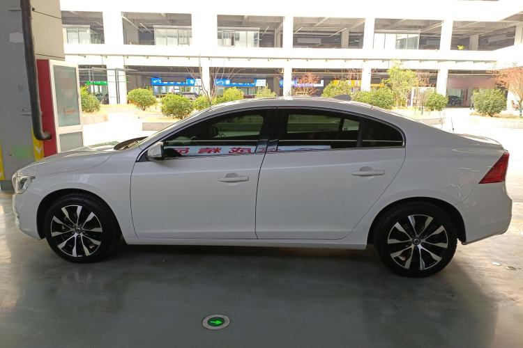 Used Volvo S60 2019 S60L Facelift T5 Intelligent Advanced Edition

