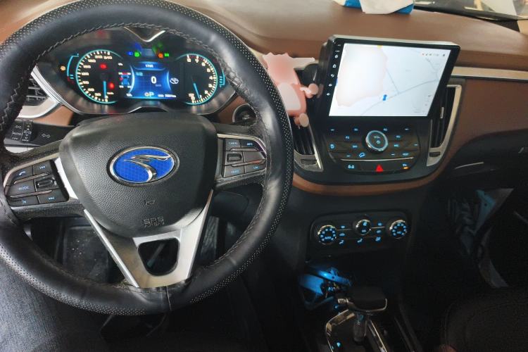 Used Soueast DX7 2015 1.5T Automatic Luxury Model
