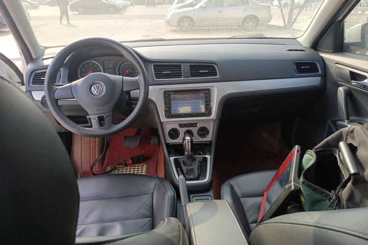 Used Volkswagen Gran Lavida 2013 1.6L Automatic Comfort Model
