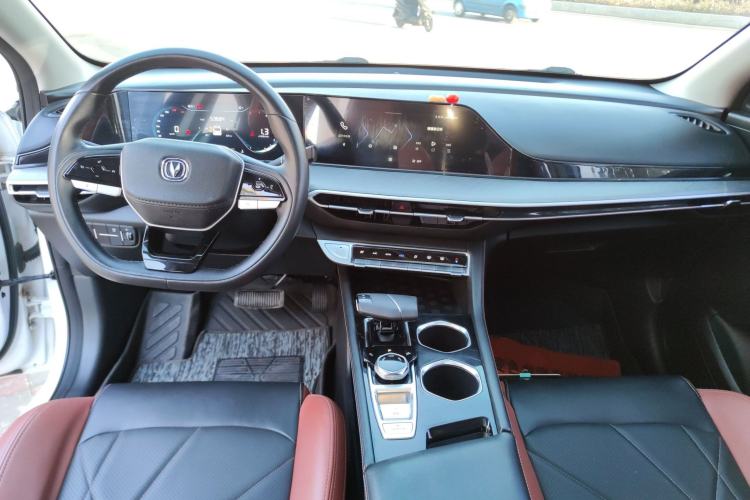 Used Changan Eado 2023 Changan Edition PLUS Blue Whale NE 1.4T GDI DCT Prestige Version
