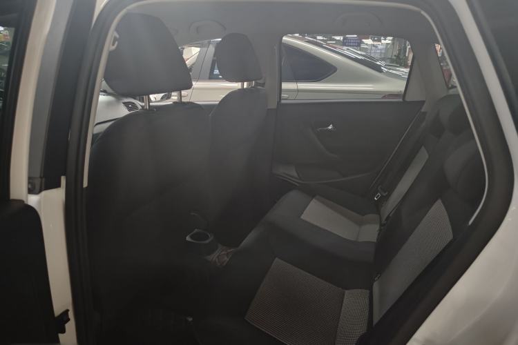 Used Volkswagen Polo 2016 1.4L Automatic Trendy Model
