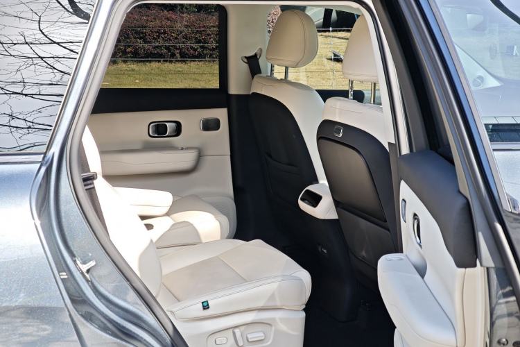 Used Leapmotor C16 2024 Range-Extended 200 Luxury Edition