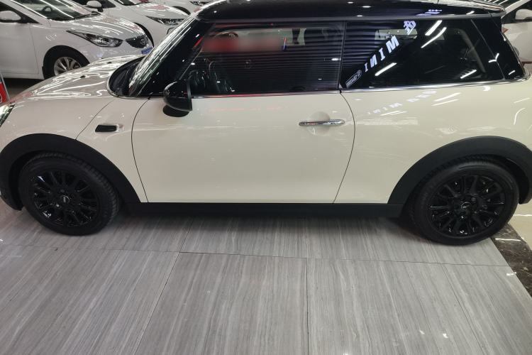 Used  MINI 2018 1.5T COOPER Classic Edition
