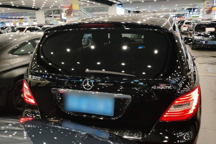 Used Mercedes-Benz R-Class 2017 R 320 4MATIC Luxury Collection Edition
