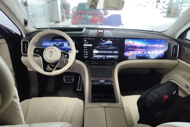 Used Hima AITO M9 2024 Range-Extended Ultra Version 42 kWh 6-Seater Model
