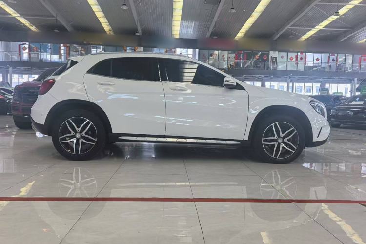Used Mercedes-Benz GLA 2015 GLA 200 Fashion Model