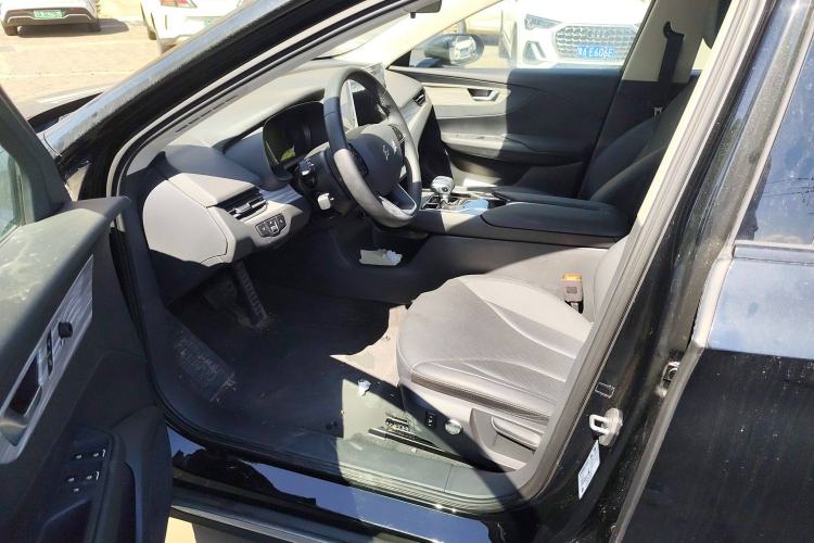 Used Hongqi E-QM5 2023 560km PLUS
