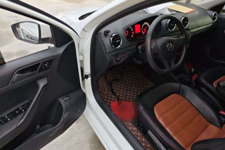 Used Volkswagen Jetta 2019 Dream Edition 1.5L Manual Fashion Version