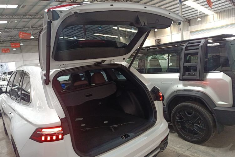 Used Geely Auto Monjaro L 2021 2.0TD DCT EVO Two-Wheel Drive Prestige Version
