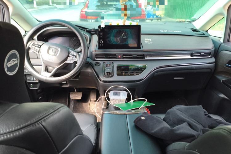 Used Honda Odyssey 2024 2.0L eHEV Sharp & Smart Edition