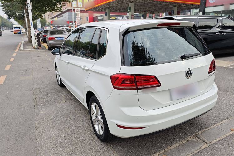 Used Volkswagen Golf Sportsvan 2016 1.6L manual Comfort trim level