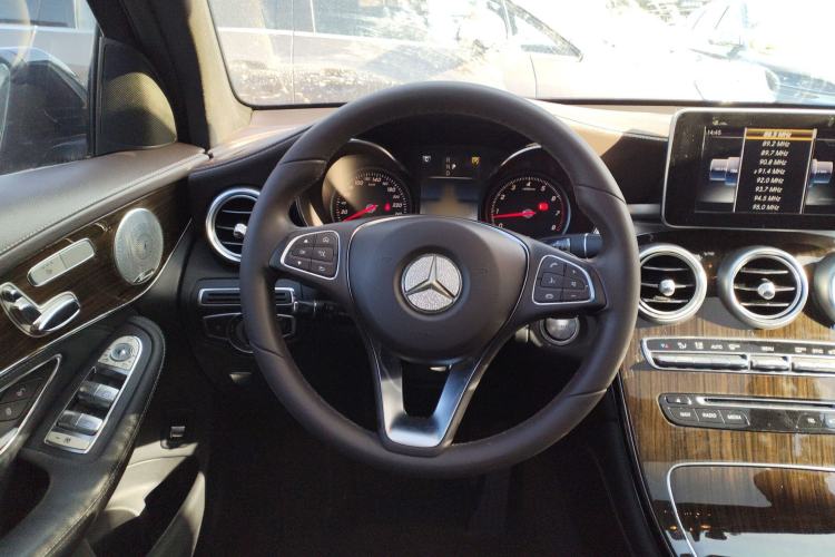 Used Mercedes-Benz GLC 2017 GLC 260 4MATIC Dynamic Edition
