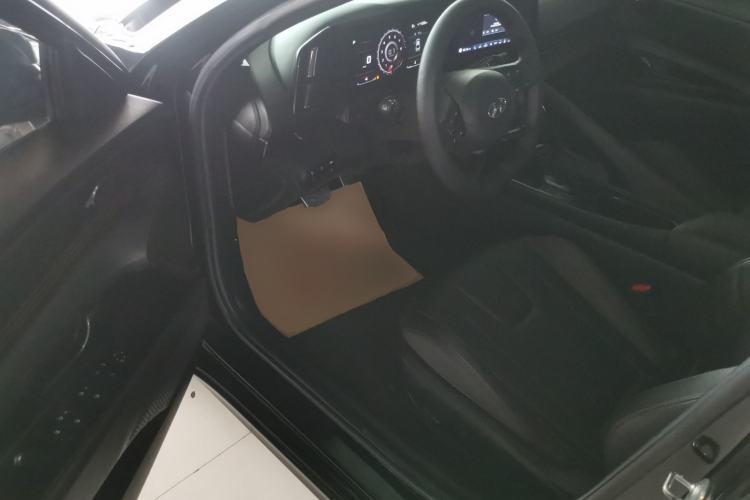 Used Hyundai Elantra 2021 240TGDi DCT LUX Prestige Edition