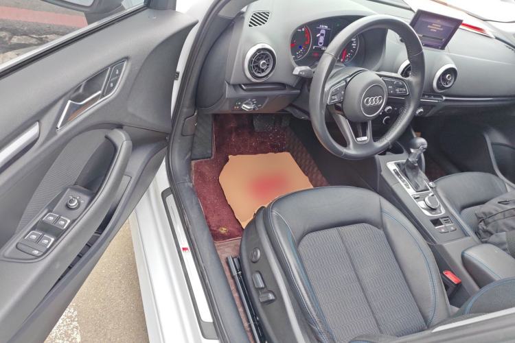 Used Audi A3 2019 Limousine 35 TFSI Fashion Edition China VI Emission Standard
