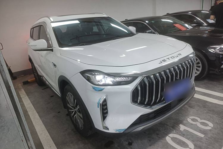Used Jetour X70 PLUS 2023 1.5T DCT Brave PLUS 5-Seater
