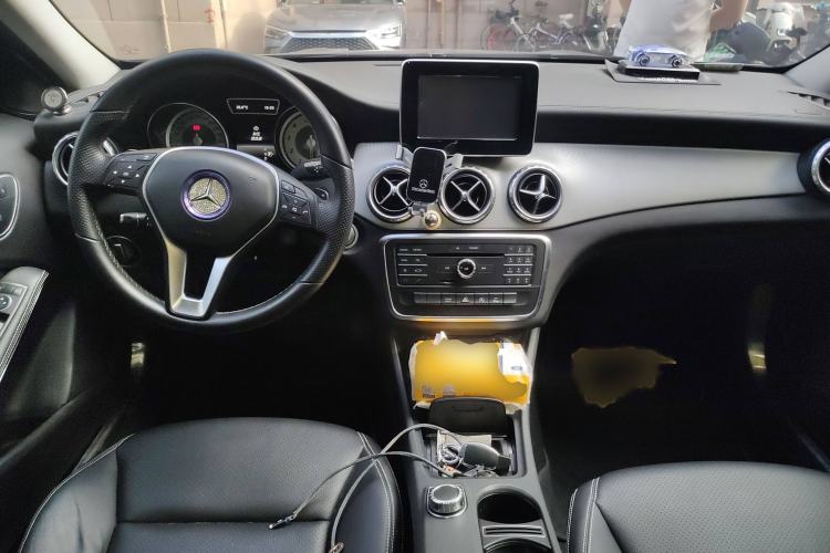 Used Mercedes-Benz GLA 2015 GLA 200 Fashion Model
